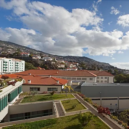 Elias Garcia Ii By An Island * Funchal (Madeira)